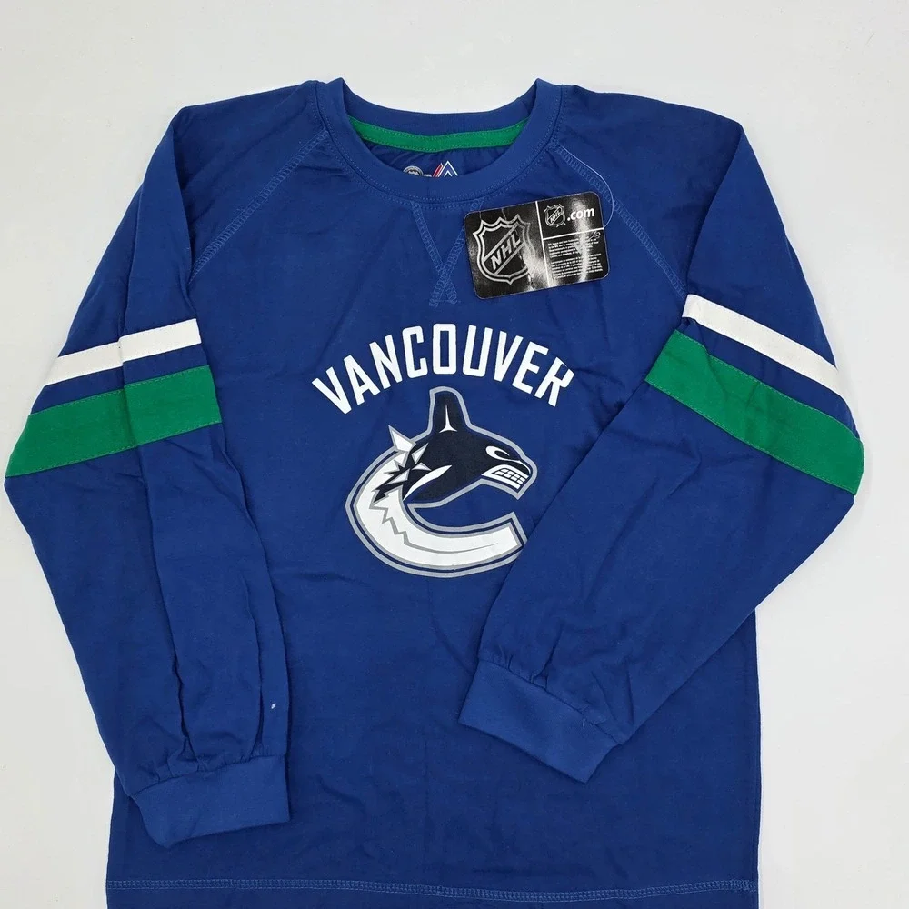 Majestic Vancouver Canucks NHL Long Sleeve Shirt Boys's Size M Blue Hockey nwt